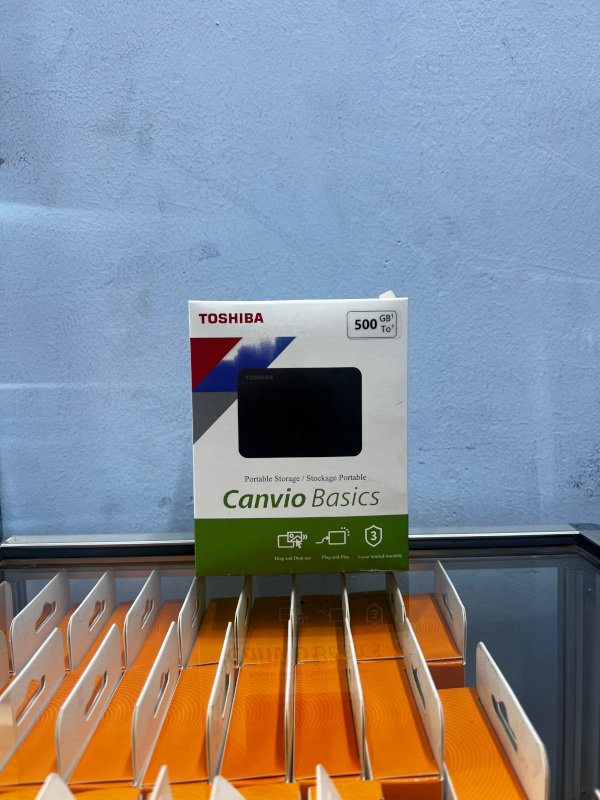 TOSHIBA 500GB Portable storage front